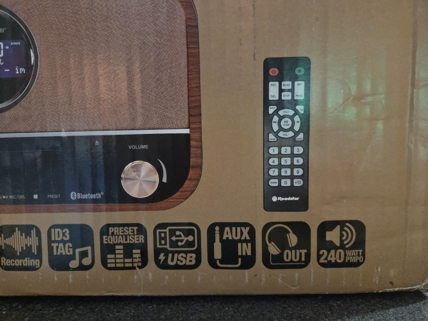 Roadstar HRA-1782NBT Vintage-Musikgerät, FM-Radio, CD-MP3-Player, Bluetoo